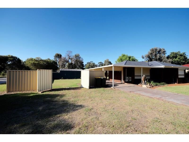 11 The Elbow, Swan View WA 6056