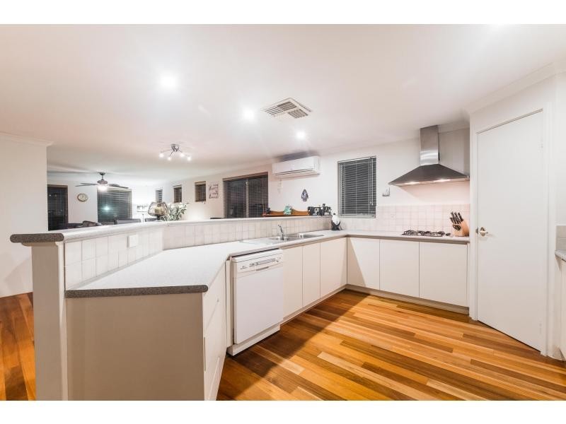 16 Sittella Turn, Joondalup WA 6027