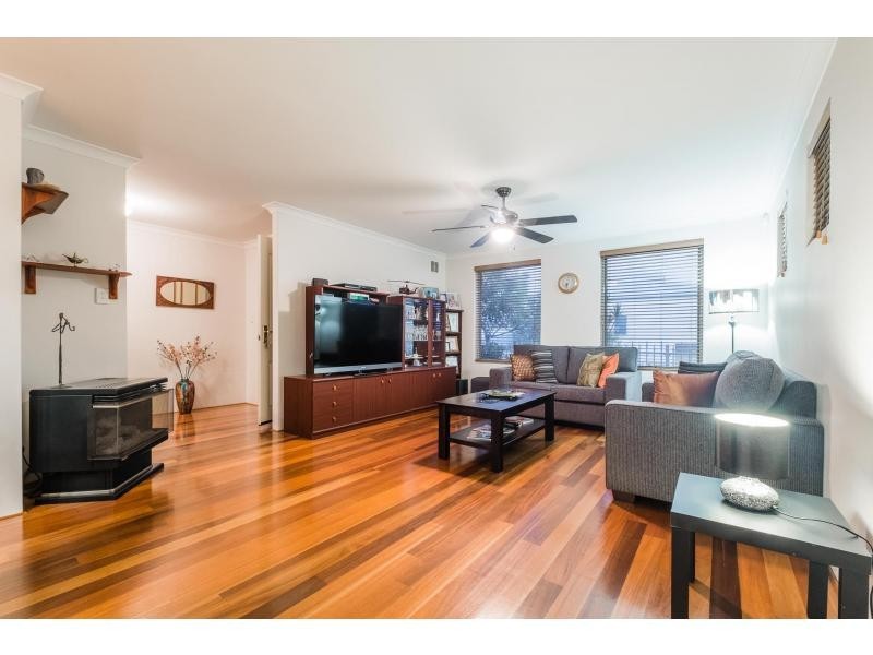 16 Sittella Turn, Joondalup WA 6027