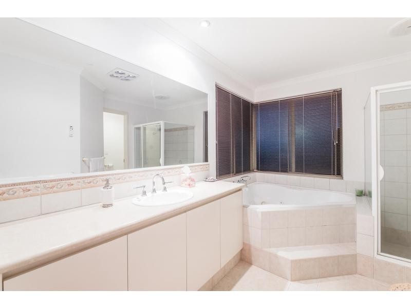 16 Sittella Turn, Joondalup WA 6027