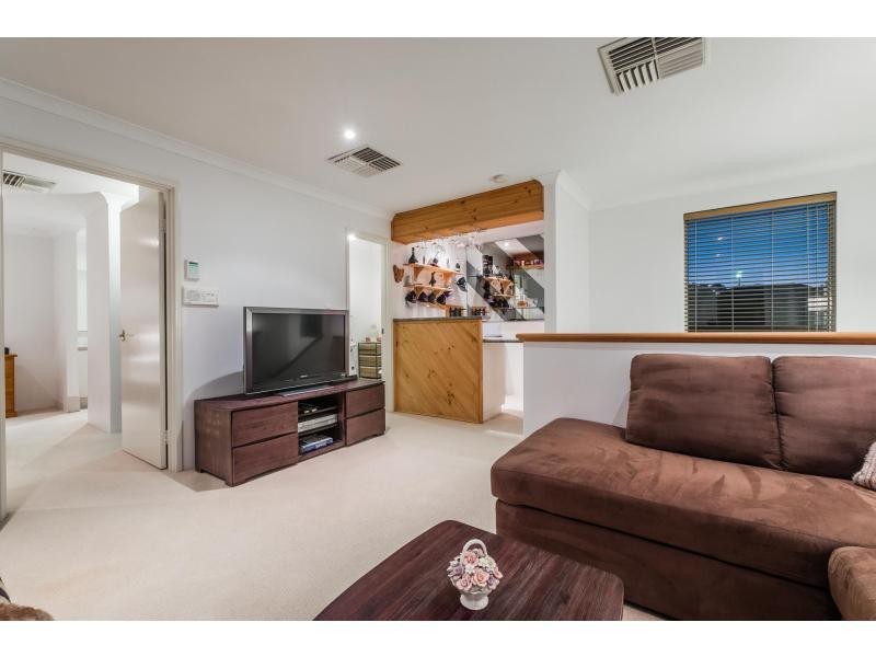 16 Sittella Turn, Joondalup WA 6027