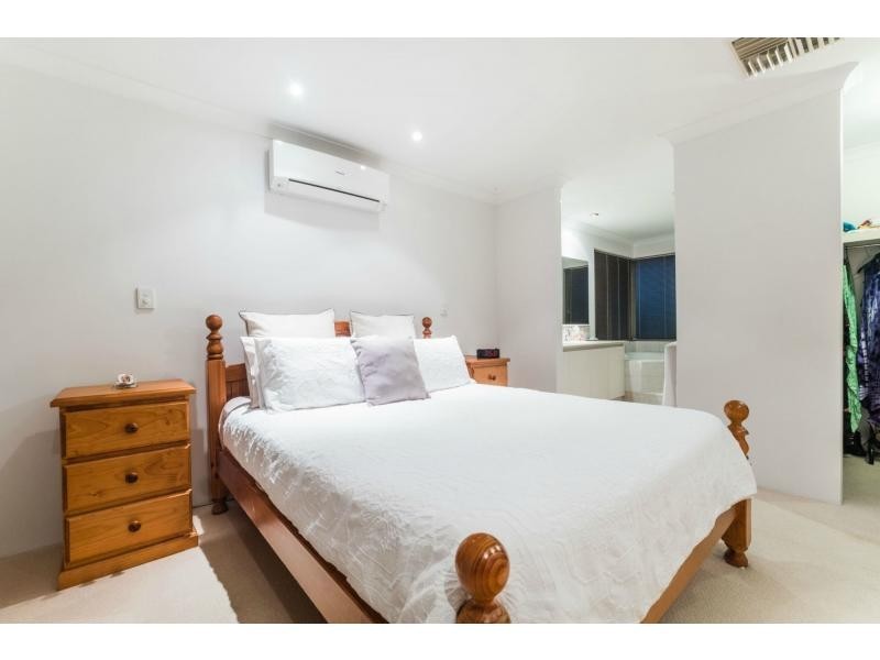 16 Sittella Turn, Joondalup WA 6027