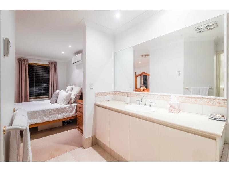 16 Sittella Turn, Joondalup WA 6027