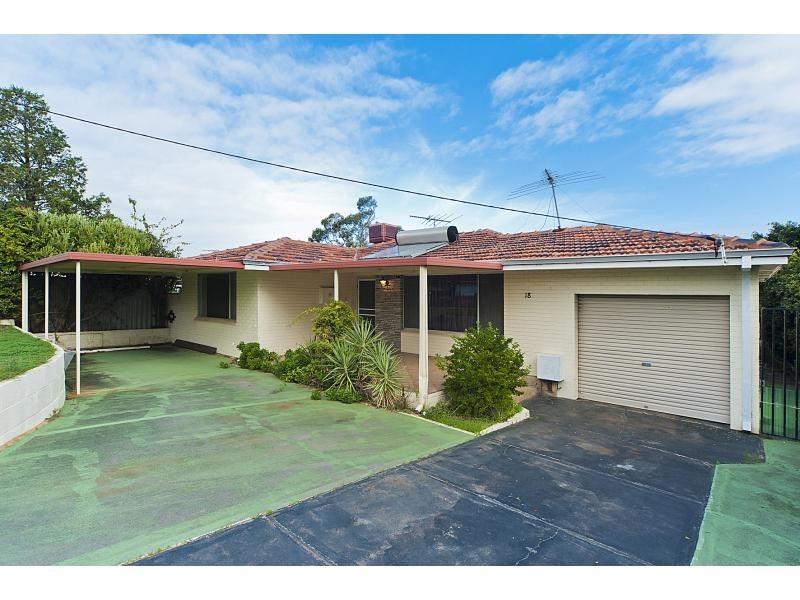 18 Edmund Way, Calista WA 6167