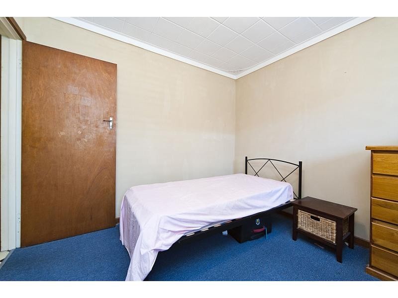 18 Edmund Way, Calista WA 6167