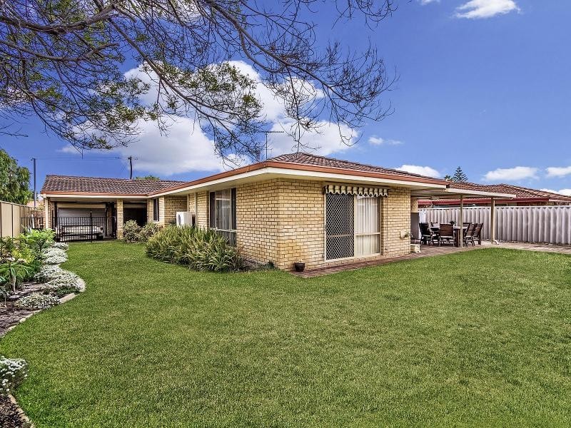 15 Oakdale Close, Safety Bay WA 6169
