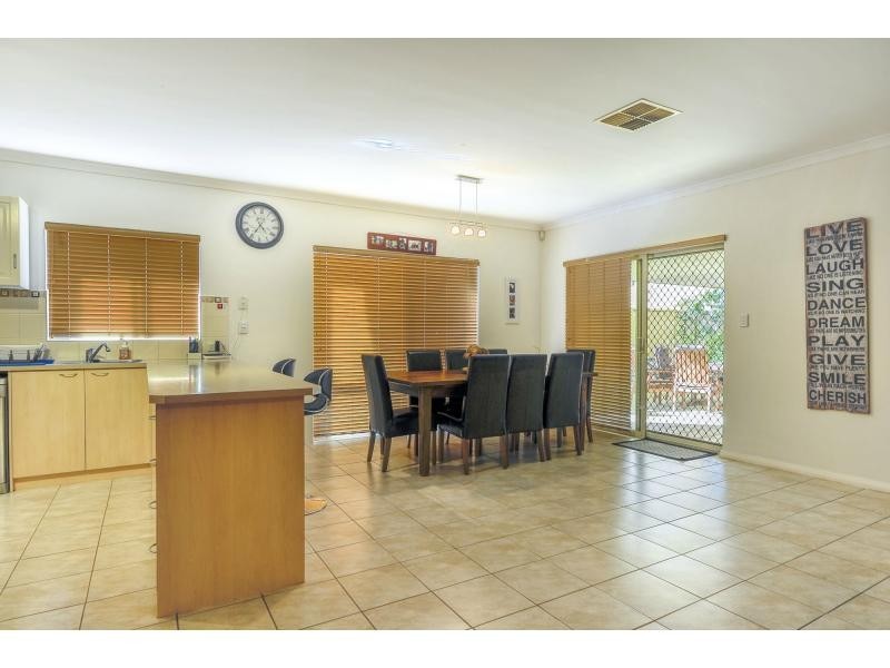 9 Bushy Gardens, Canning Vale WA 6155