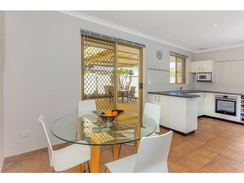 76 Tijuana Road, Armadale WA 6112