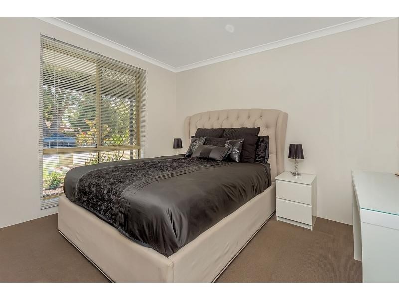 76 Tijuana Road, Armadale WA 6112