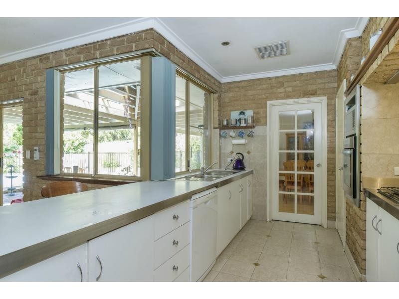 47 Lyndale Avenue, Parkwood WA 6147