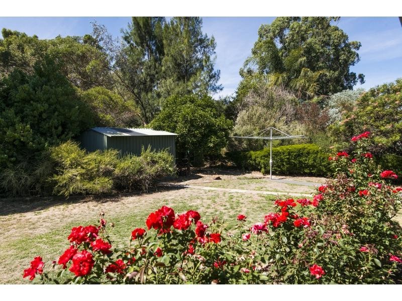 105 Dale Road, Armadale WA 6112