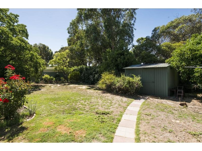 105 Dale Road, Armadale WA 6112