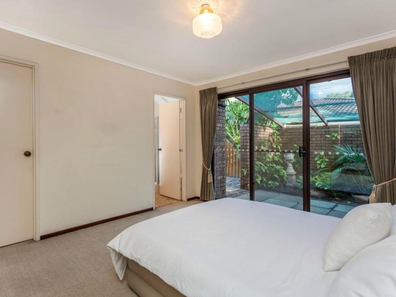 124 Findlay Road, Leeming WA 6149