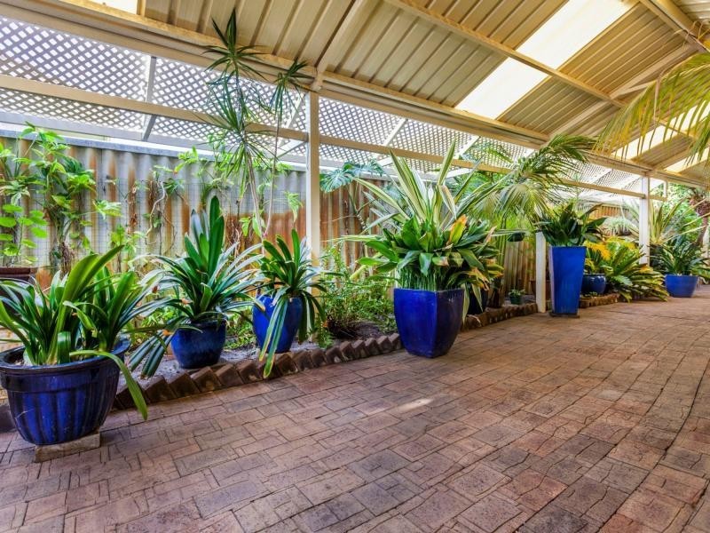 124 Findlay Road, Leeming WA 6149