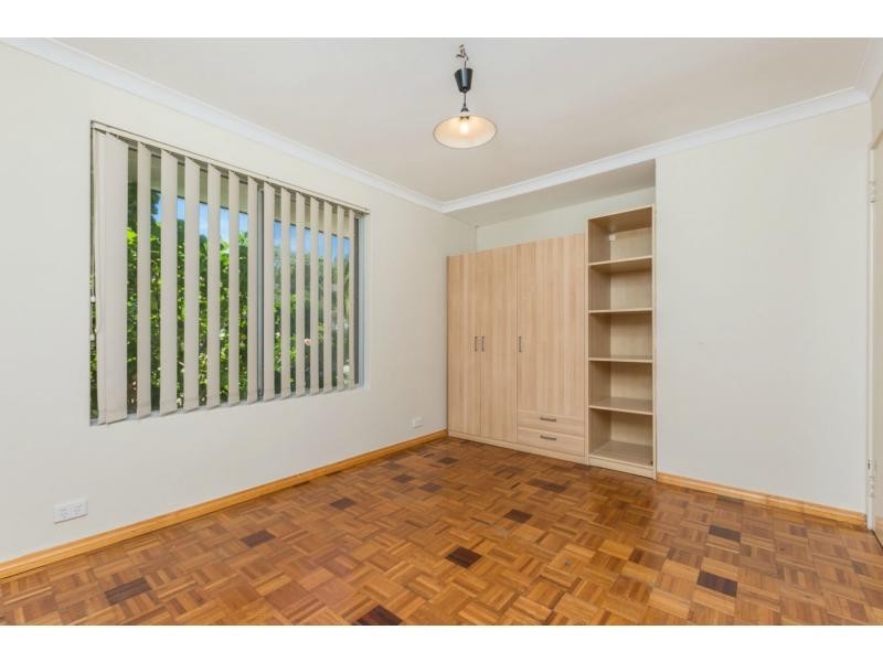 11 Helston Court, Midland WA 6056