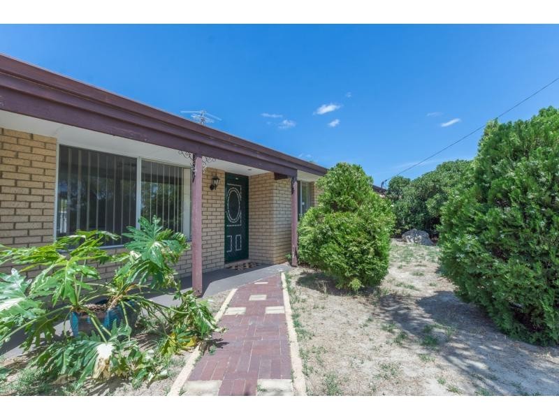 11 Helston Court, Midland WA 6056