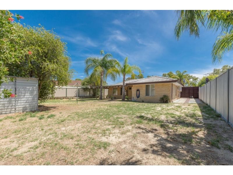 11 Helston Court, Midland WA 6056
