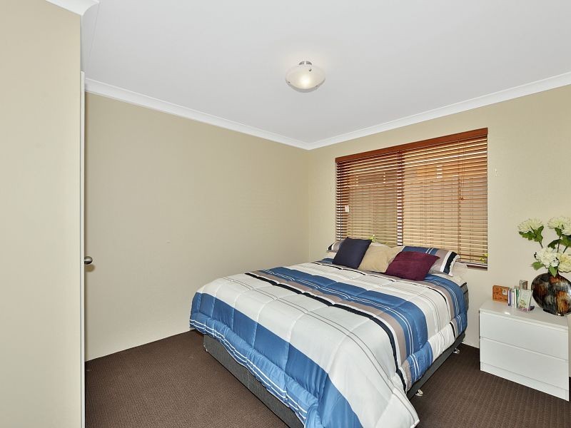 55 Willow Brook View, Meadow Springs WA 6210