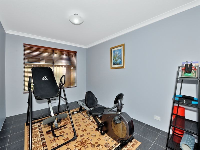 55 Willow Brook View, Meadow Springs WA 6210