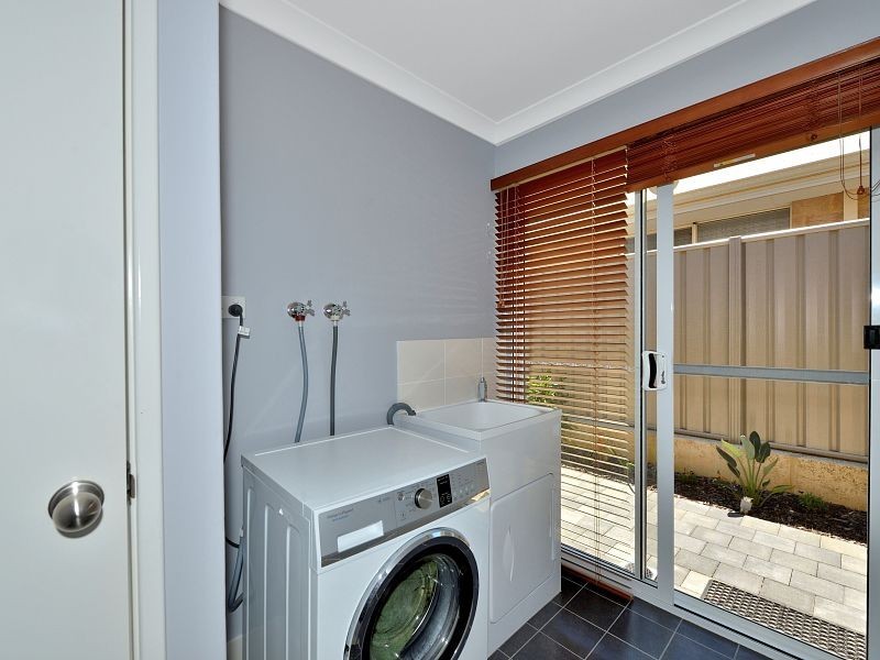 55 Willow Brook View, Meadow Springs WA 6210