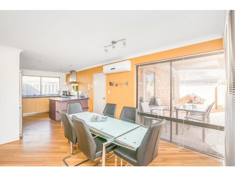 4 Grand Bank Parkway, Mindarie WA 6030