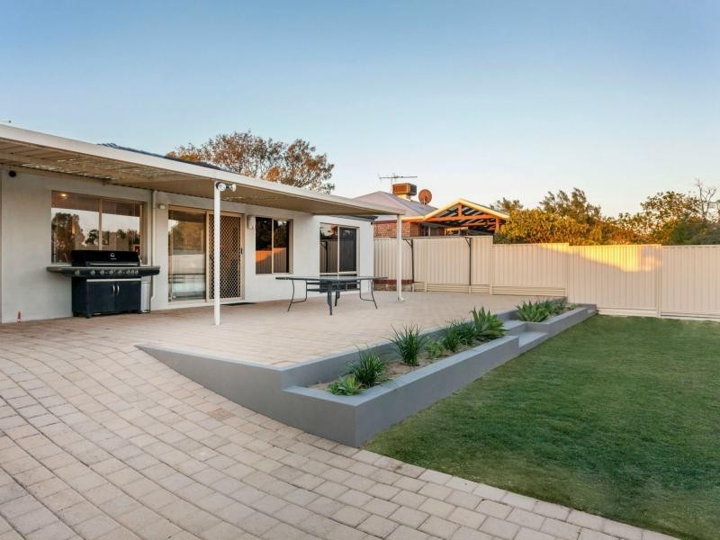 5 Tathra Way, Clarkson WA 6030