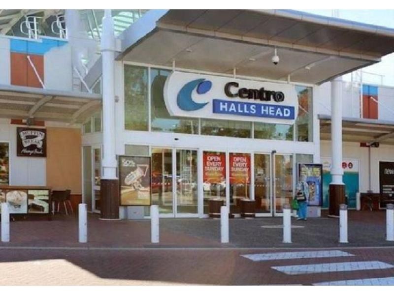 18 Calytrix Way, Halls Head WA 6210