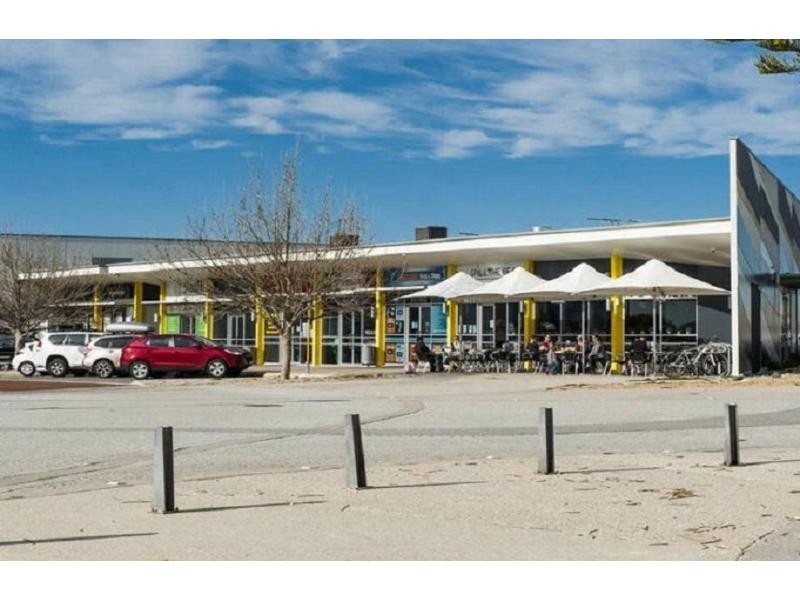 18 Calytrix Way, Halls Head WA 6210