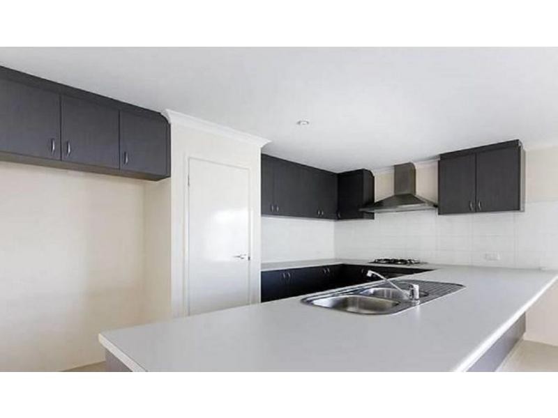 291 Pebble Beach Boulevard, Meadow Springs WA 6210