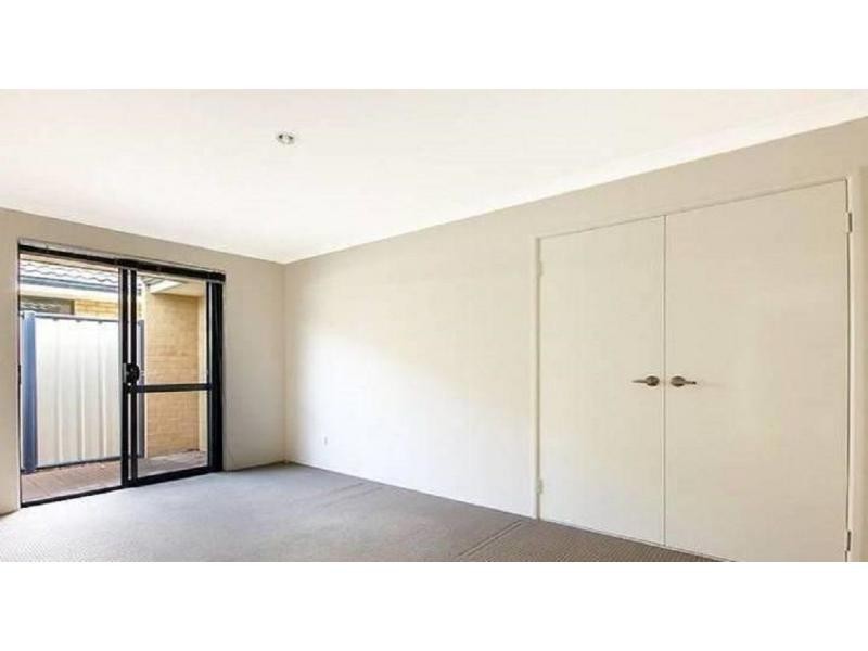 291 Pebble Beach Boulevard, Meadow Springs WA 6210