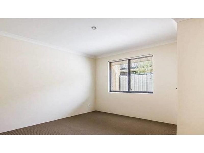 291 Pebble Beach Boulevard, Meadow Springs WA 6210