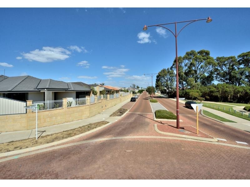 291 Pebble Beach Boulevard, Meadow Springs WA 6210