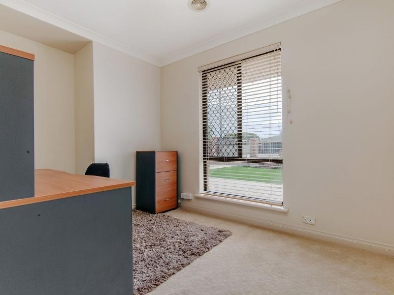33 Charthouse Road, Safety Bay WA 6169