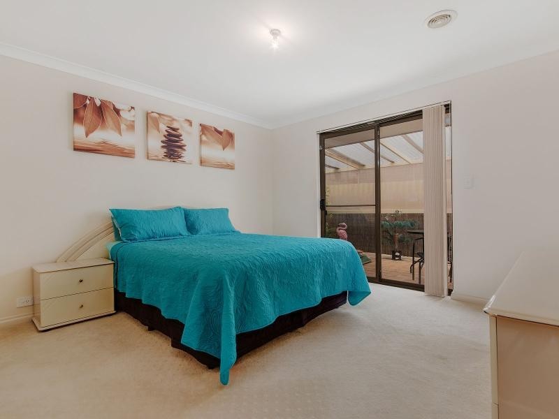 33 Charthouse Road, Safety Bay WA 6169