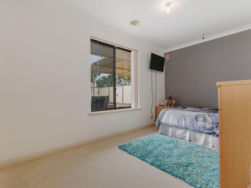 33 Charthouse Road, Safety Bay WA 6169