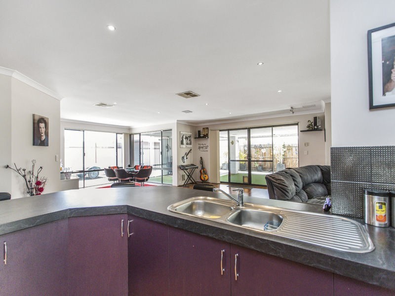 5 Adriatic Promenade, Canning Vale WA 6155