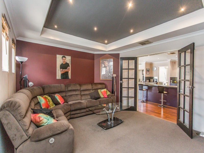 5 Adriatic Promenade, Canning Vale WA 6155