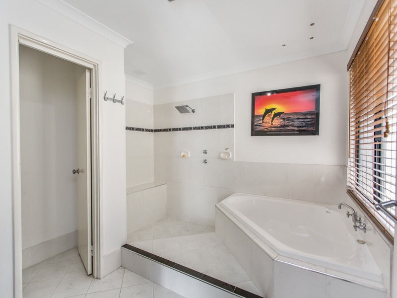 5 Adriatic Promenade, Canning Vale WA 6155