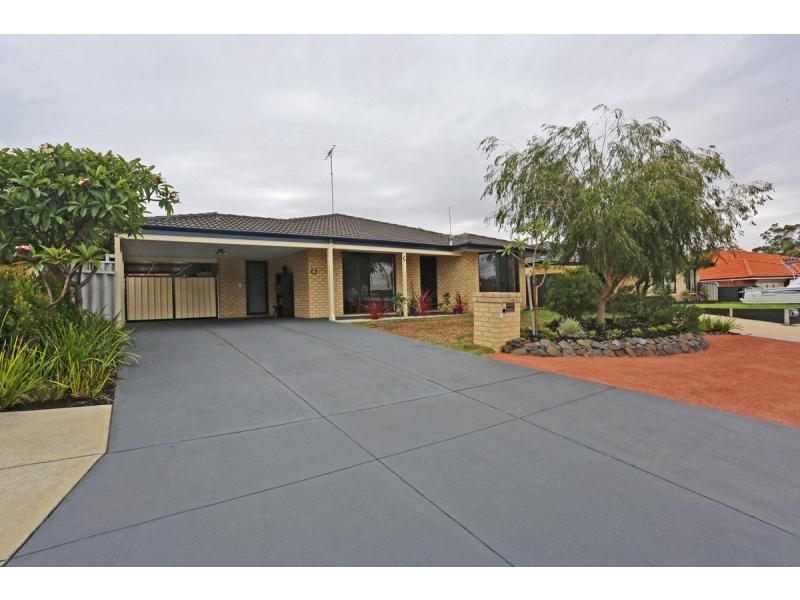 8 Lucidus Retreat, Greenfields WA 6210
