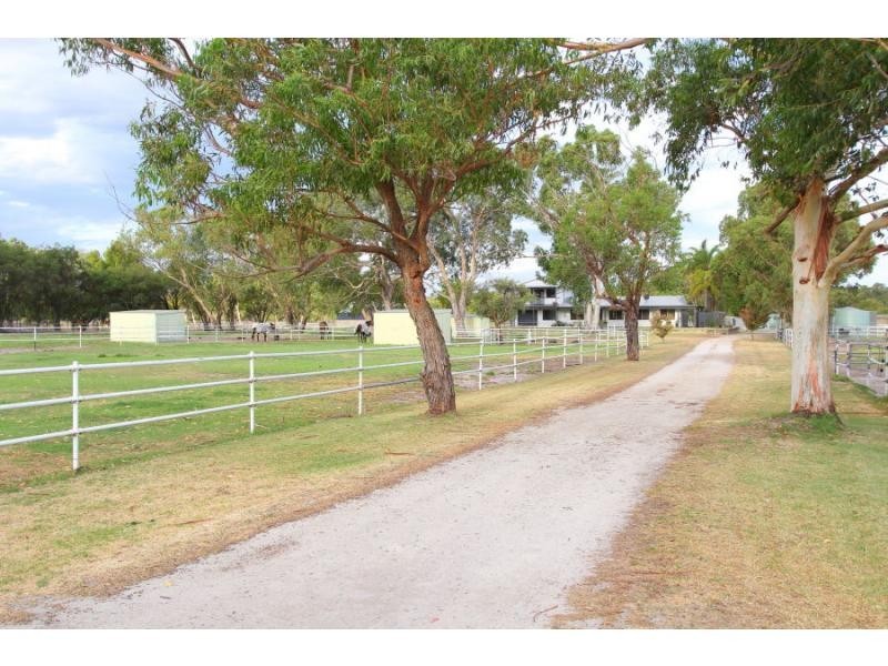 83 Peters Road, Muchea WA 6501
