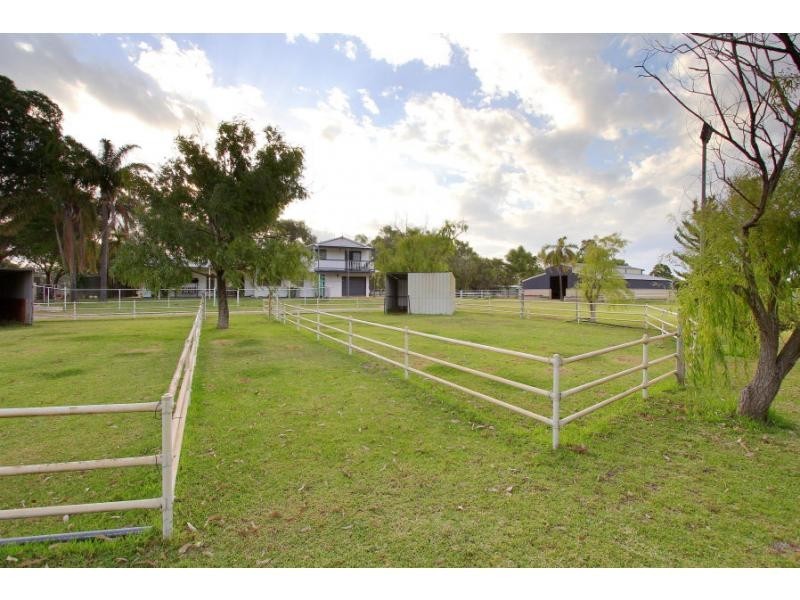 83 Peters Road, Muchea WA 6501