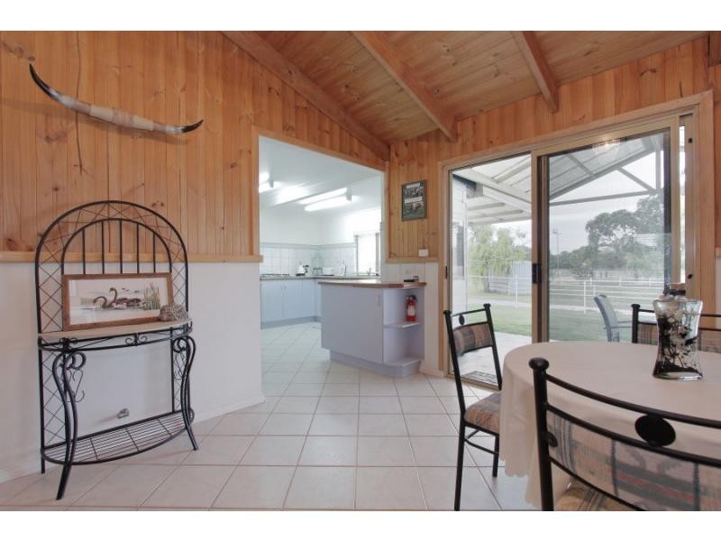 83 Peters Road, Muchea WA 6501