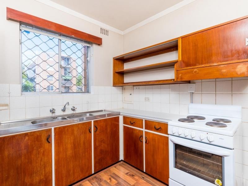 12/48 McMaster Street, Victoria Park WA 6100