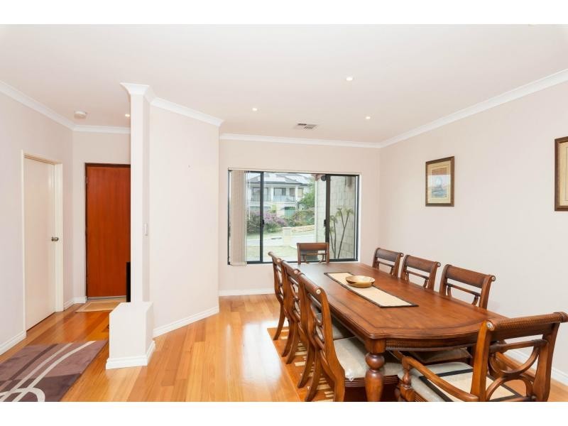 14 Jenkyn Circle, Landsdale WA 6065