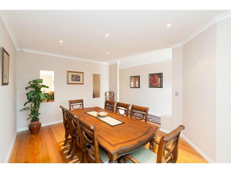 14 Jenkyn Circle, Landsdale WA 6065