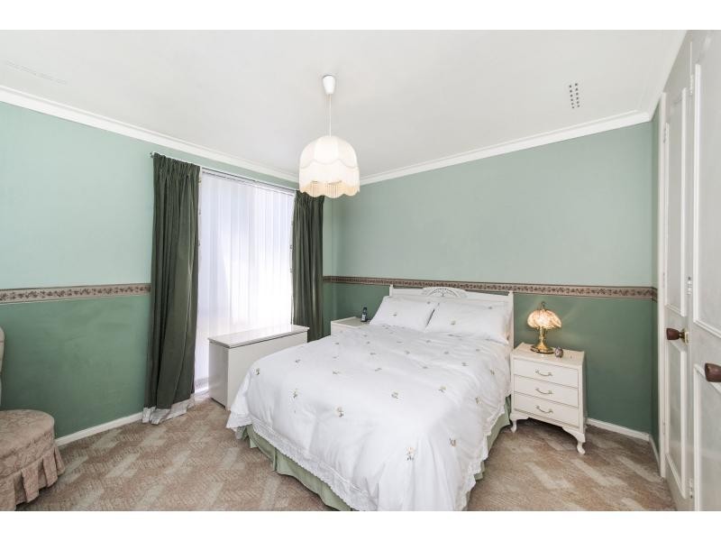 17 Harrison Road, Mount Richon WA 6112