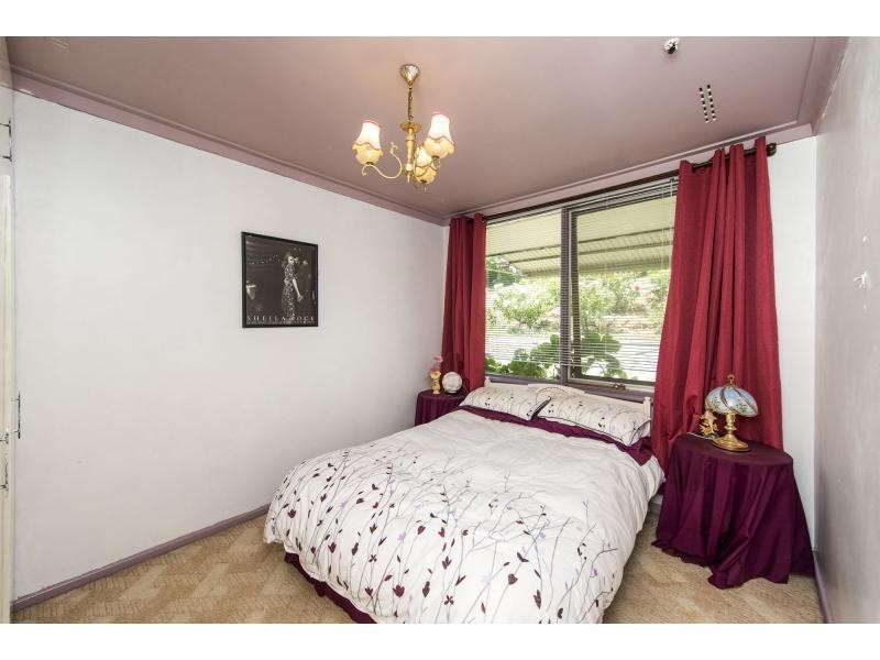 17 Harrison Road, Mount Richon WA 6112