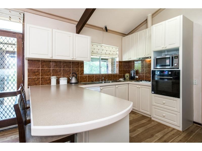 17 Harrison Road, Mount Richon WA 6112