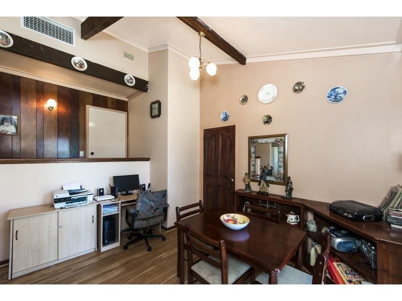 17 Harrison Road, Mount Richon WA 6112