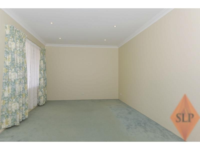 38 Rosella Circle, Ballajura WA 6066